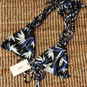 MIKOH Venezuela Crotched triangle top in Bird of Paradise Jungle NWT